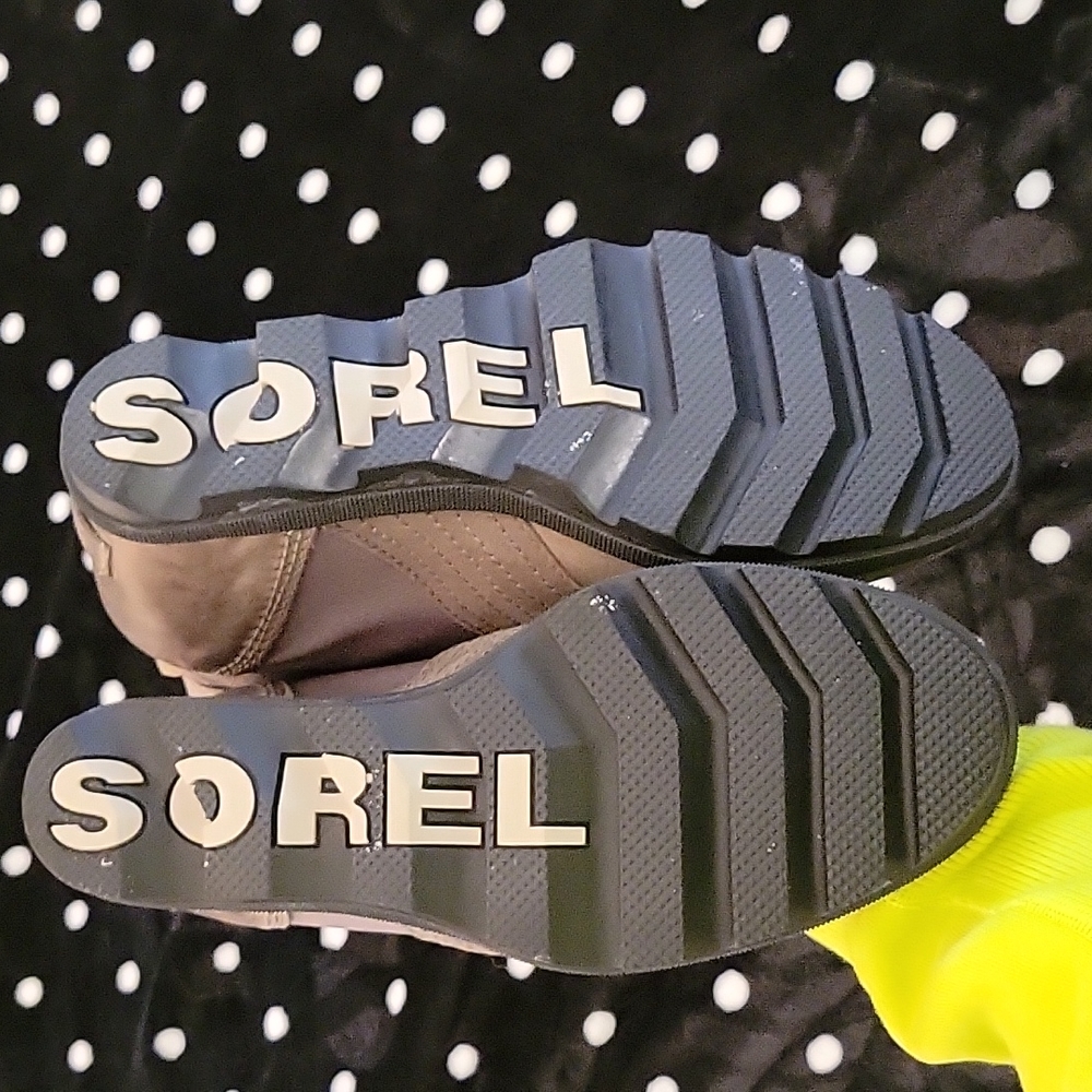 Sorel Lexie Wedge Booties - Picture 6 of 8